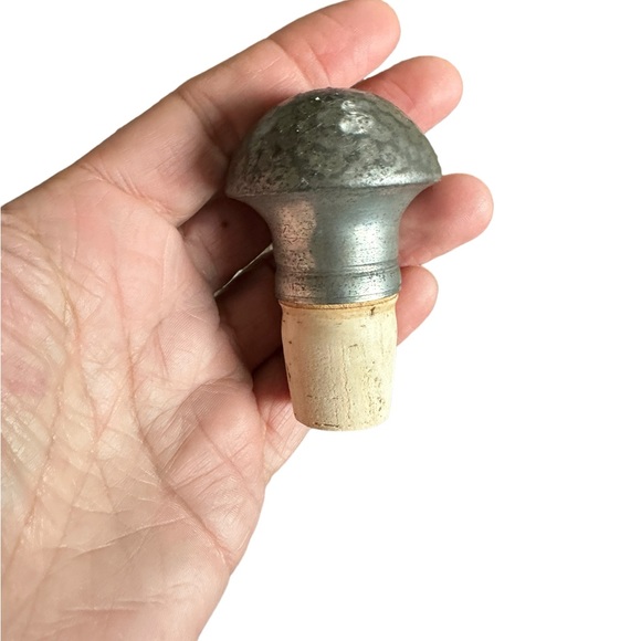 Royal Holland Daalderop Pewter Overlay Green Glass Decanter Bottle w/Stopper - Picture 8 of 10